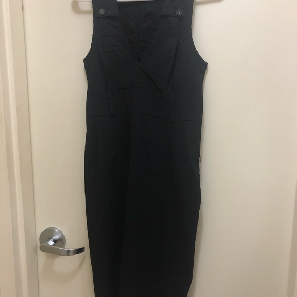 Clothes - Picture 2 of 16